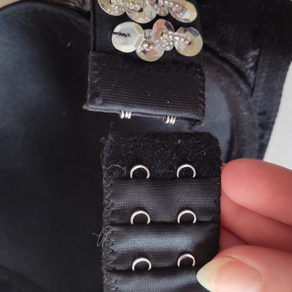 Bra - Picture 3 of 4